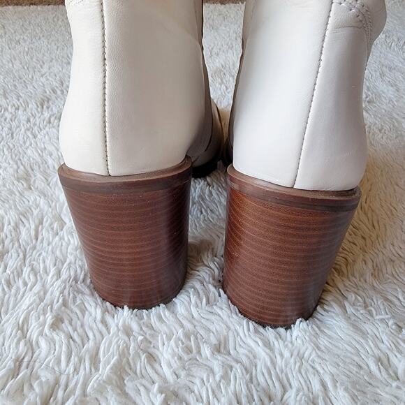 Franco Sarto Stormy Bootie Heeled Ankle Boot Cream Ivory Zip Up Size 9 - Picture 12 of 13